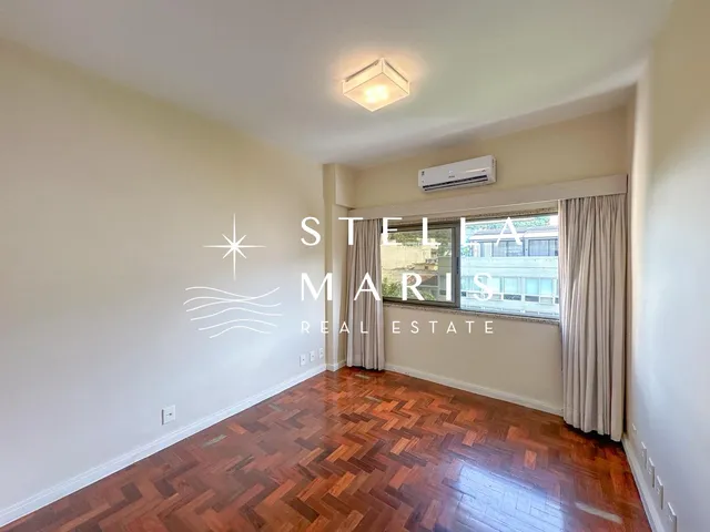 Imagem 9: Leblon, Quadra da Praia, Apartamento em andar alto, com vista livre, 4 quartos e 2 vagas