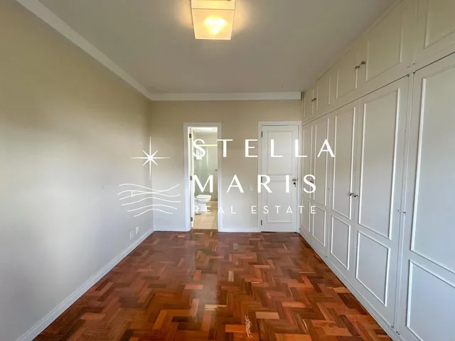 Imagem 10: Leblon, Quadra da Praia, Apartamento em andar alto, com vista livre, 4 quartos e 2 vagas
