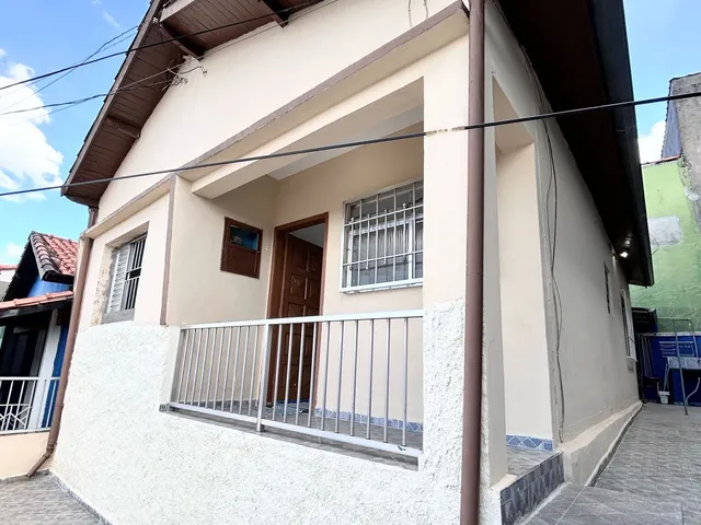 Imagem: A casa possui 2 Dormitórios, 1 Banheiro, 1 Vaga na