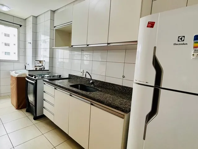 Imagem: O apartamento possui 2 Dormitórios, 1 Suíte, 1 Banheiro,