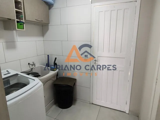 Imagem 1: Casa À Venda em Navegantes Sc, Centro: 3 Quartos, Amplo Terreno. Venha Conhecer! Adriano