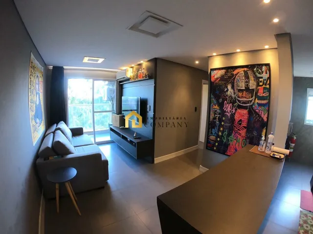 Imagem: O apartamento possui 2 Dormitórios, 1 Suíte, 2 Banheiros,