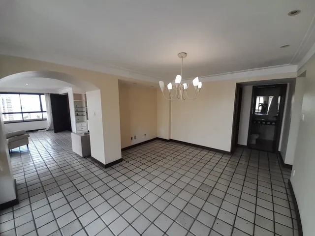Imagem 3: VENDO APARTAMENTO COM 4 SUÍTES NA ONDINA