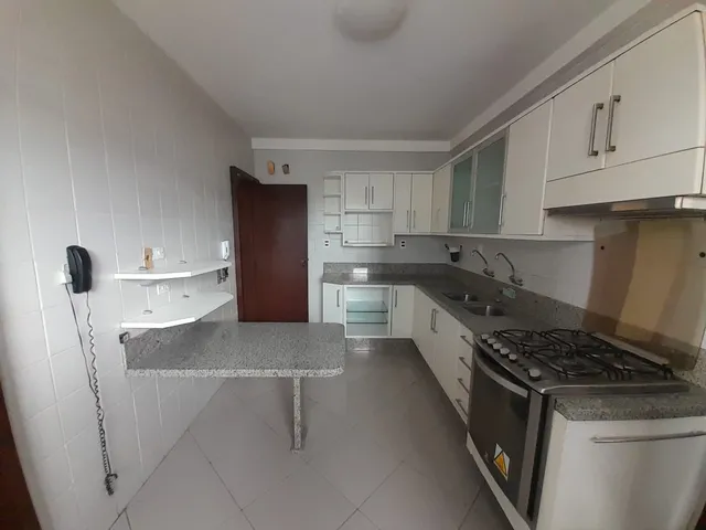 Imagem 9: VENDO APARTAMENTO COM 4 SUÍTES NA ONDINA