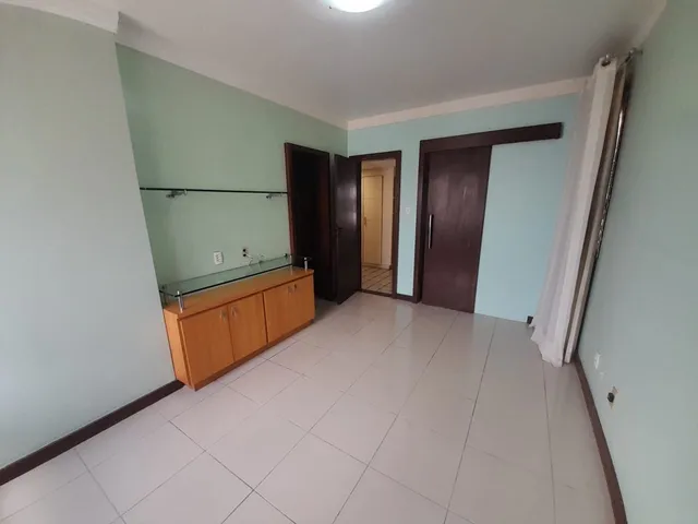 Imagem 10: VENDO APARTAMENTO COM 4 SUÍTES NA ONDINA