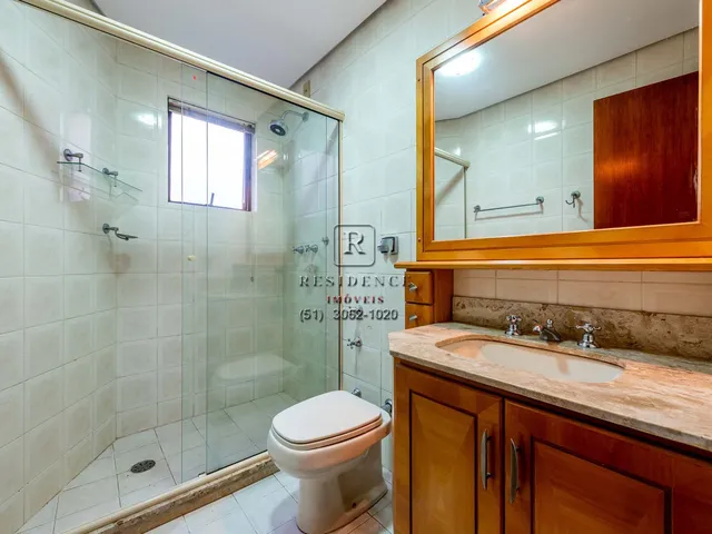 Imagem 5: Cobertura de Luxo no Petrópolis: 3 Quartos, 1 Suíte, Mobiliada com Piscina - Porto