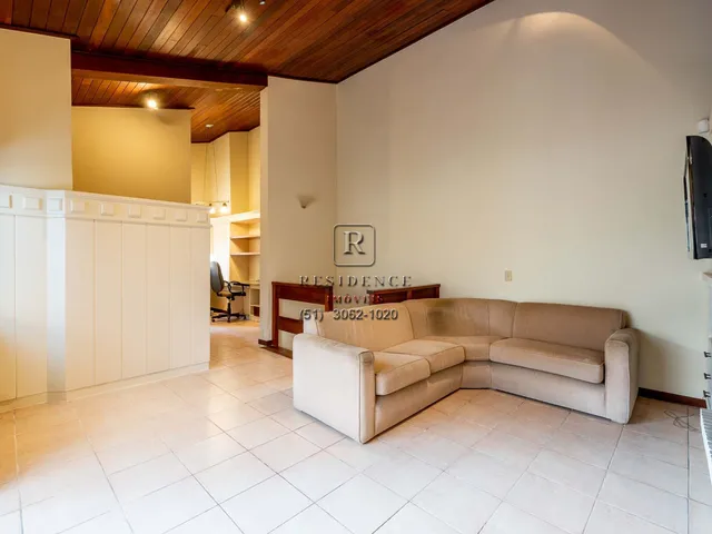 Imagem 15: Cobertura de Luxo no Petrópolis: 3 Quartos, 1 Suíte, Mobiliada com Piscina - Porto