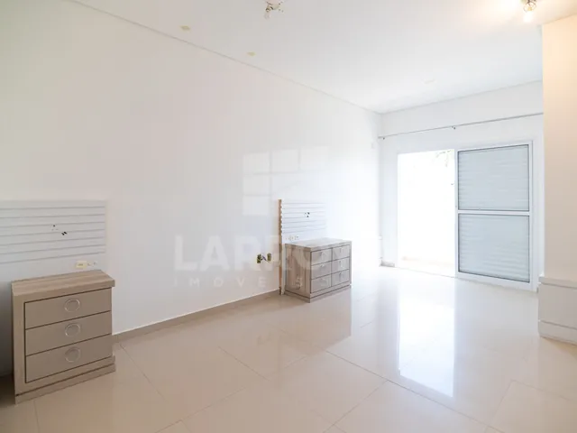 Imagem 7: Sala comercial com 3 dormitórios