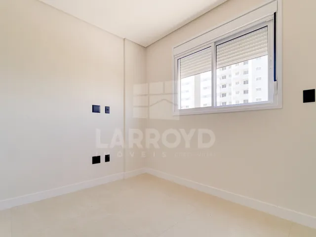 Imagem 4: Apartamento com 4 dormitórios