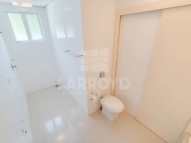 Imagem 12: Casa com 4 dormitórios