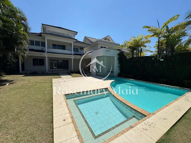 Imagem: Casa de Alto Padrão à Venda - Condomínio