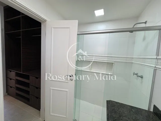 Imagem 14: Casa de Alto Padrão à Venda - Condomínio Crystal Lake, Barra da Tijuca