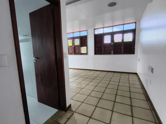 Imagem 8: Casa à Venda bairro Engenheiro Luciano Cavalcante c/ 5 Quartos e com acesso por