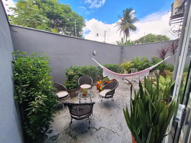 Imagem 15: Casa duplex em rua privativa com 5 quartos (2 suítes) com apart e sala comercial