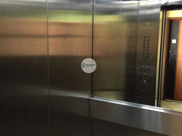 Imagem 4: Conjunto Comercial, 76,11M², À Venda em Curitiba, Centro