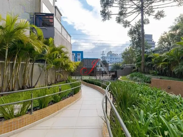 Imagem 2: Apartamento à venda no bairro Mercês - Curitiba/PR