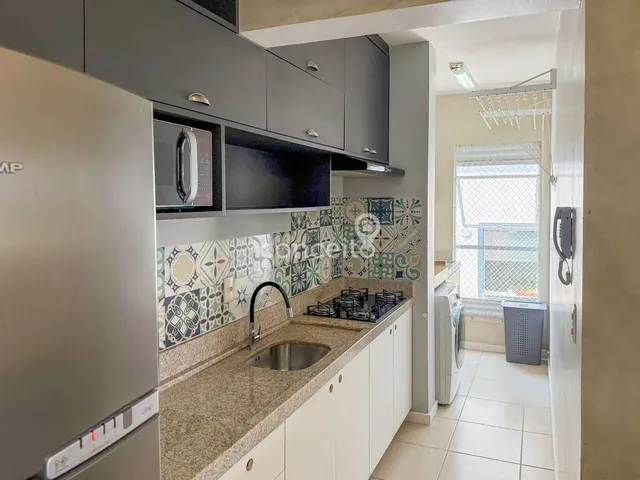Imagem 10: Apartamento Semimobiliado com 2 Dormitorios Sendo 1 Suíte na Fortaleza!