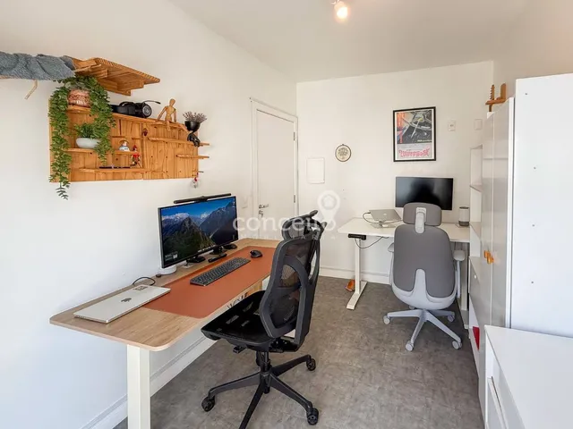 Imagem 14: Apartamento Semimobiliado com 2 Dormitorios Sendo 1 Suíte na Fortaleza!