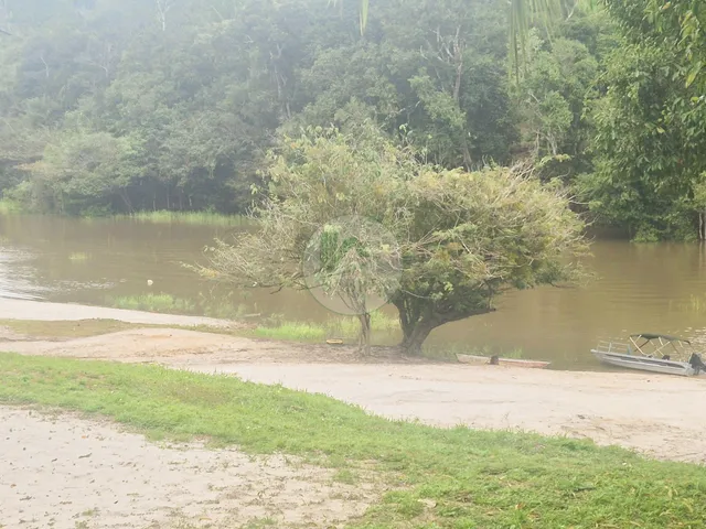 Imagem 2: Casa a venda no Condomínio Vivenda do Pontal, Manaus-AM