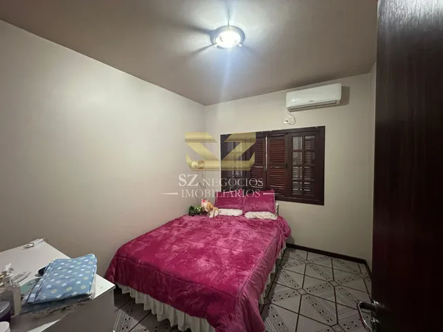 Imagem 11: SOBRADO À VENDA COM 04 DORMITÓRIOS - REGIÃO DA VILA A, FOZ DO IGUAÇU - PR