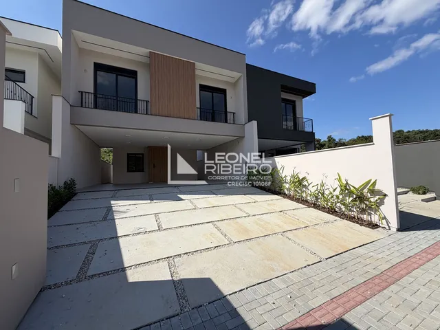 Imagem 4: Casa Sobrado com 3 dormitórios suítes à venda, 166,17 m² no bairro Padre Martinho