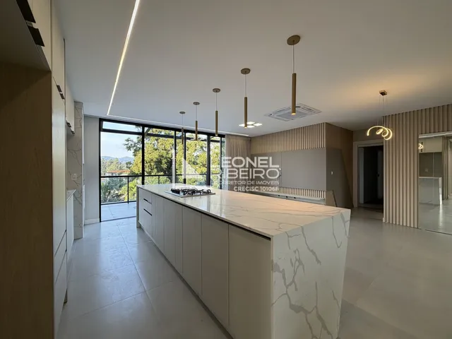 Imagem 16: Apartamento à venda com 3 dormitórios suítes, 195 m² no bairro das Capitais em