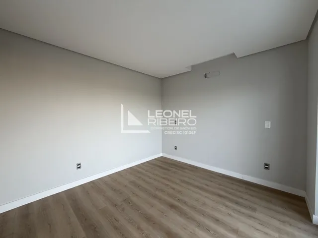 Imagem 15: Apartamento à venda com 3 dormitórios suítes, 195 m² no bairro das Capitais em