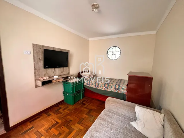 Imagem 2: Casa à venda em BARBACENA-MG com 4 quartos + 3 kitnets no bairro São Sebastião