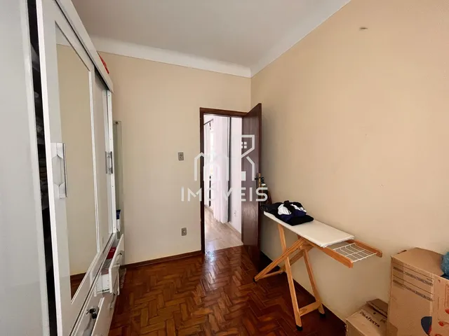 Imagem 8: Casa à venda em BARBACENA-MG com 4 quartos + 3 kitnets no bairro São Sebastião