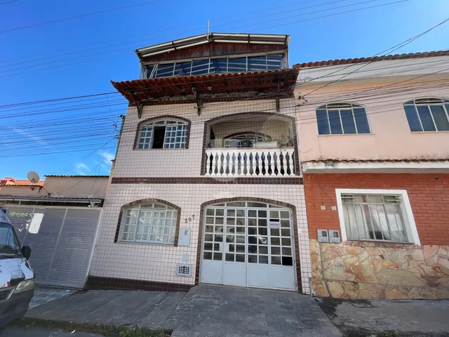 Imagem 1: Casa à venda com 3 quartos no São José em BARBACENA - MG