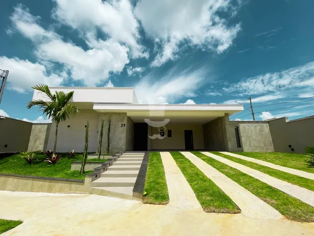 Imagem 2: Casa à venda com 4 dormitórios sendo 2 suítes na Chácara Ceolin em Barbacena