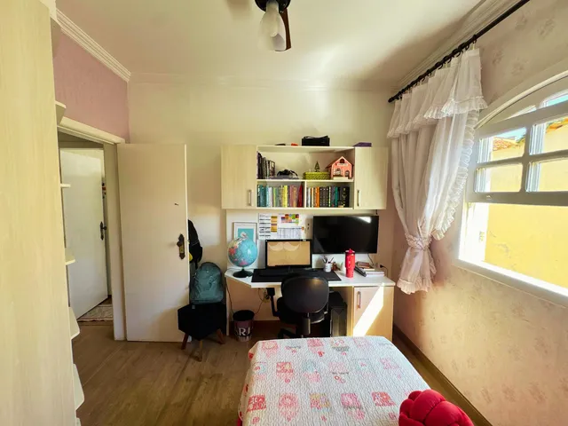 Imagem 16: Casa à venda no bairro Roman em Barbacena com 3 dormitórios sendo 1 suíte