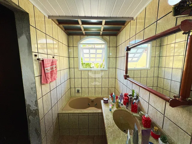 Imagem 13: Casa à venda no bairro Roman em Barbacena com 3 dormitórios sendo 1 suíte