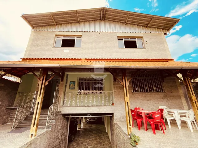Imagem: 2 Casas à venda no Caiçaras em Barbacena