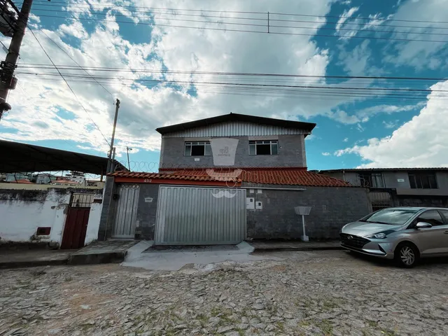 Imagem 2: 2 Casas à venda no Caiçaras em Barbacena com 4 dormitórios sendo 1 suíte