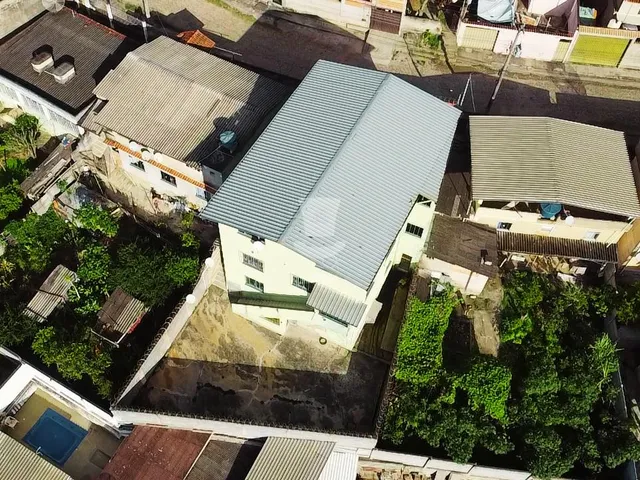 Imagem 15: 2 Casas à venda no Caiçaras em Barbacena com 4 dormitórios sendo 1 suíte