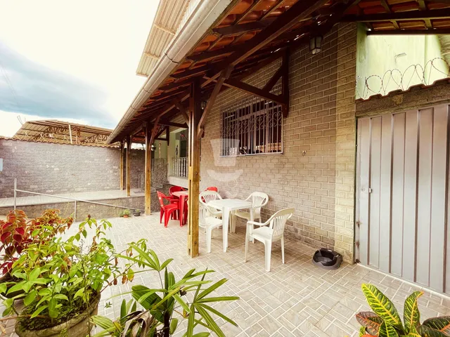 Imagem 7: 2 Casas à venda no Caiçaras em Barbacena com 4 dormitórios sendo 1 suíte