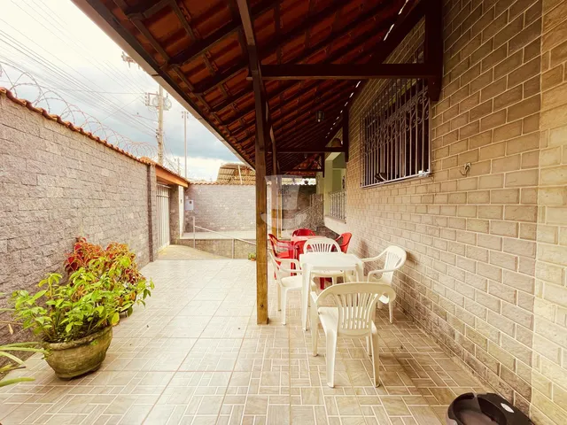 Imagem 8: 2 Casas à venda no Caiçaras em Barbacena com 4 dormitórios sendo 1 suíte