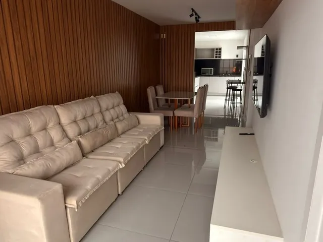 Imagem: A casa em condomínio possui 2 Dormitórios, 2 Suítes, 3 Banheiros