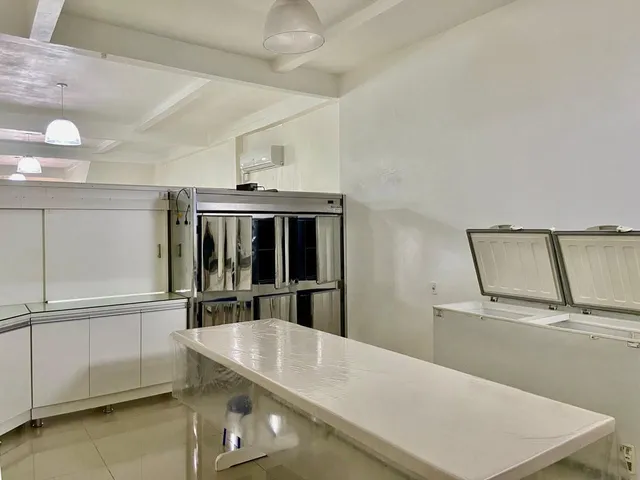 Imagem 2: Sala Comercial Ampla na Entrada da Cidade