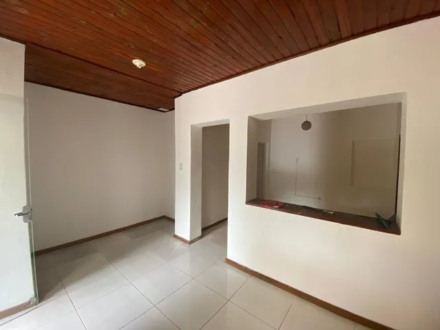 Imagem 3: Casa para Locação | 3 Quartos, 2 Salas e Pátio Amplo
