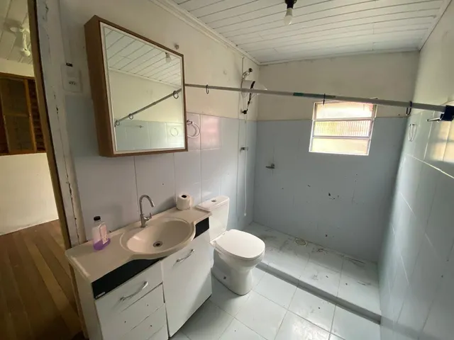 Imagem 2: Casa para alugar com 3 quartos e pátio amplo na Vila Nova