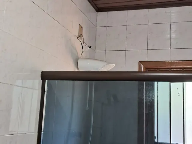 Imagem 5: Casa a Venda de Três Quartos com Garagem e Piscina