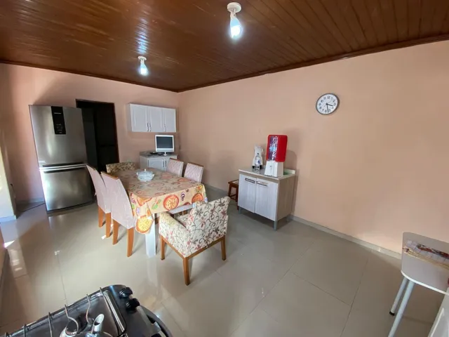 Imagem 12: Casa para Venda de 3 Quartos com Garagem e Piscina