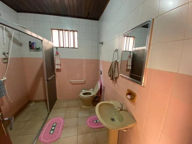 Imagem 6: Casa para Venda de 3 Quartos com Garagem e Piscina