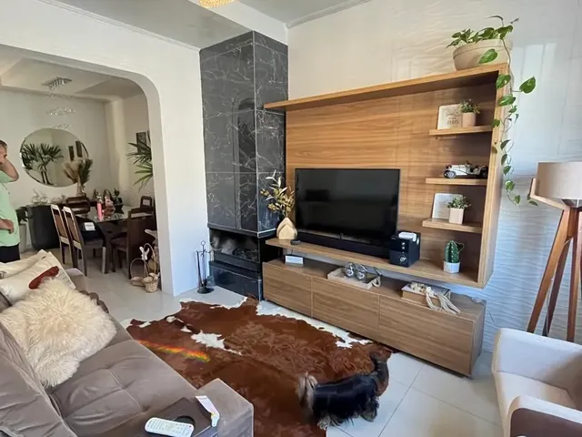 Imagem: Sobrado para Venda de 3 Quartos Sendo 1