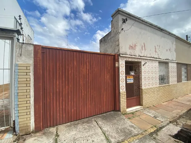 Imagem: Casa no Centro com 2 Dormitórios e 2 Vagas