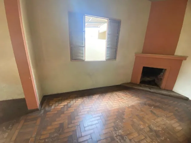 Imagem 14: Casa no Centro com 2 Dormitórios e 2 Vagas de Garagem