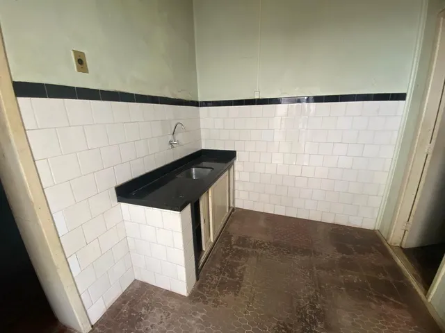 Imagem 13: Casa no Centro com 2 Dormitórios e 2 Vagas de Garagem