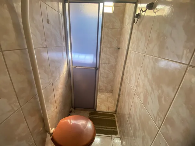 Imagem 3: Casa no Centro com 2 Dormitórios e 2 Vagas de Garagem